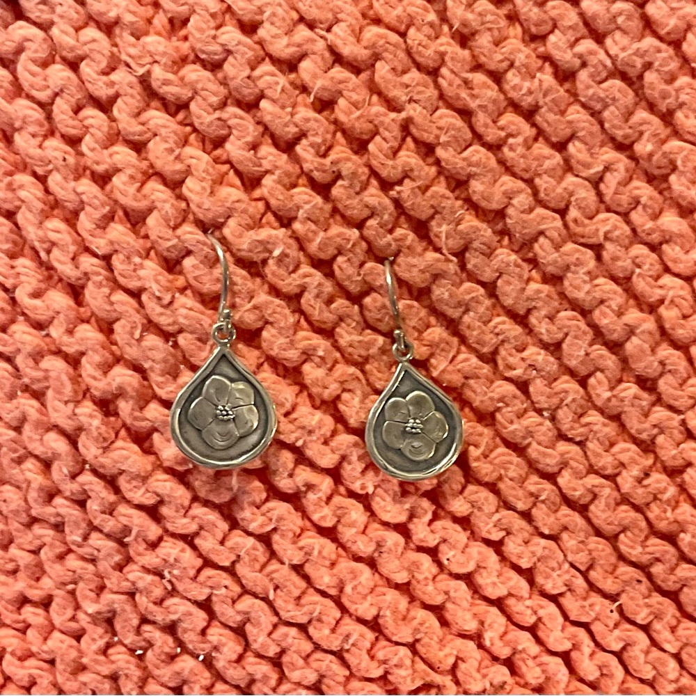 Silpada Poppy Flower Earrings